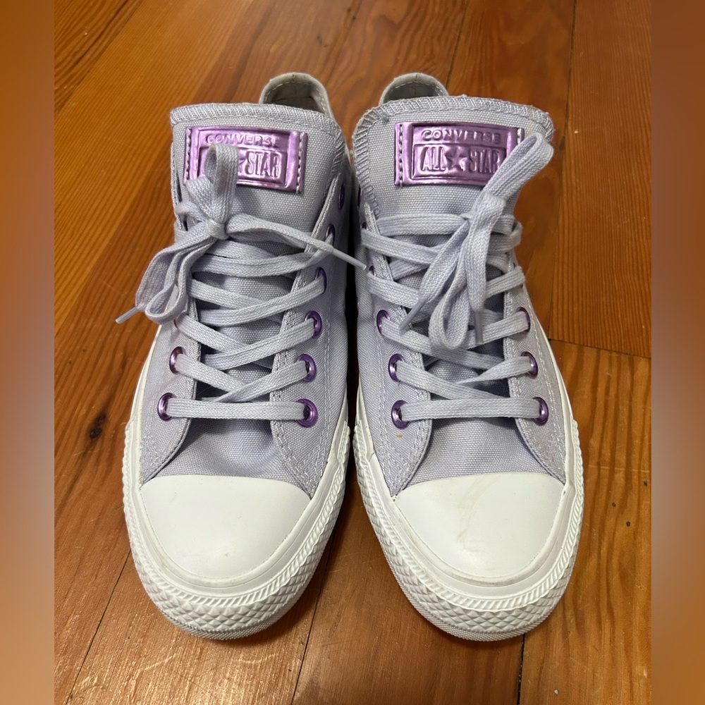 Converse lavender low top sneaker